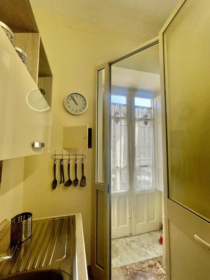 Maya'S Apartment Close To Ballaro Market And Central Station Palermo Dış mekan fotoğraf